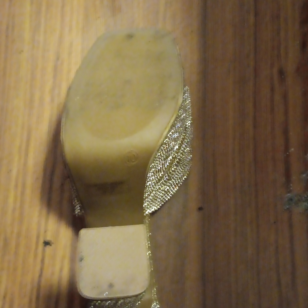Shoes - Picture 3 of 3